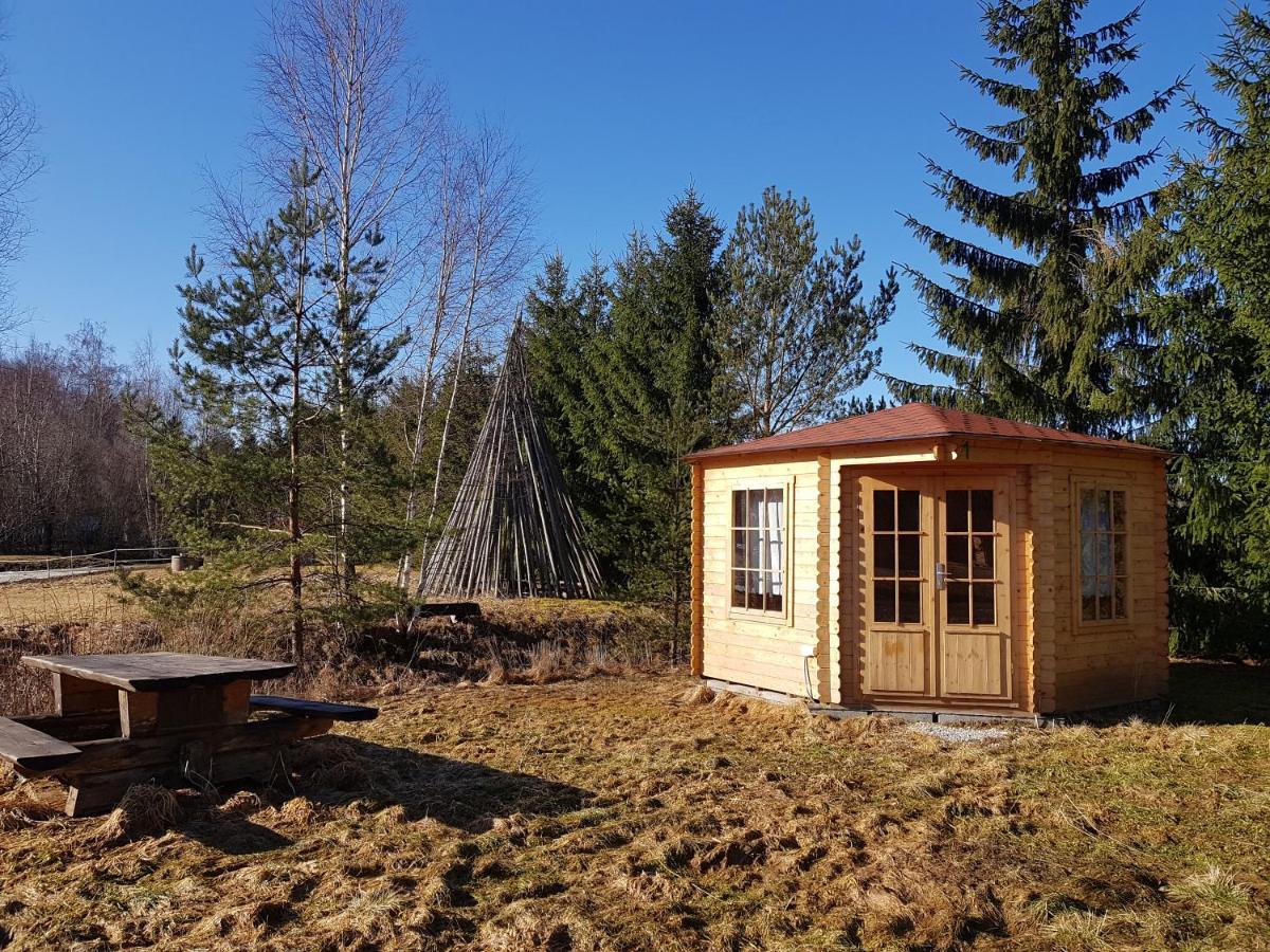 Hotel Soomaa Water Camp Jõesuu Esterno foto